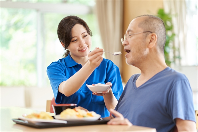 食事介助